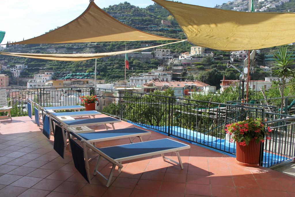 Eden Holiday Minori Exterior foto